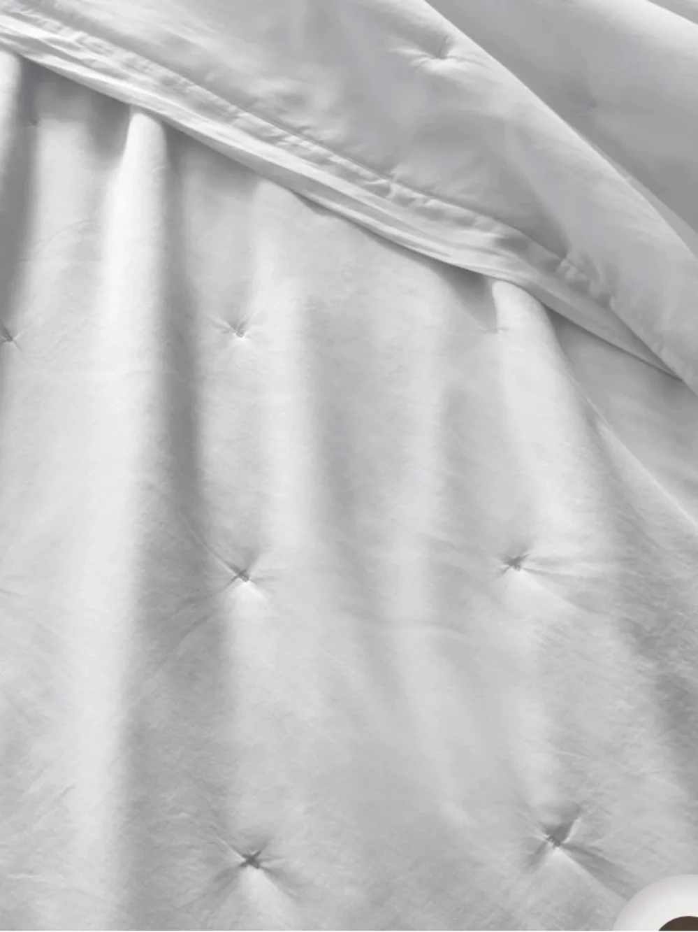 NWT Cozy Earth Soft-Wash Cotton Quilt in White King